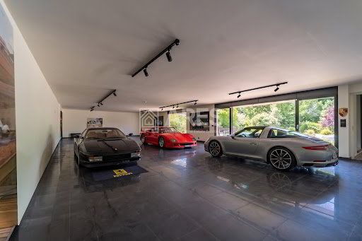 8 rooms House to buy in Jussy - image 1/4