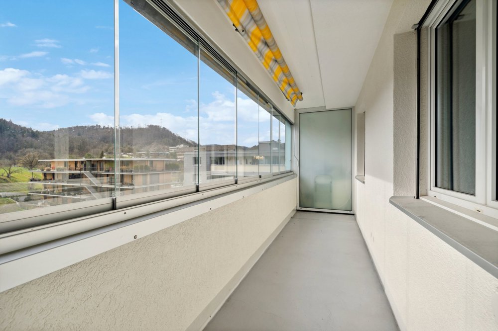 4 rooms Apartment for rent in Liestal - image 1/10