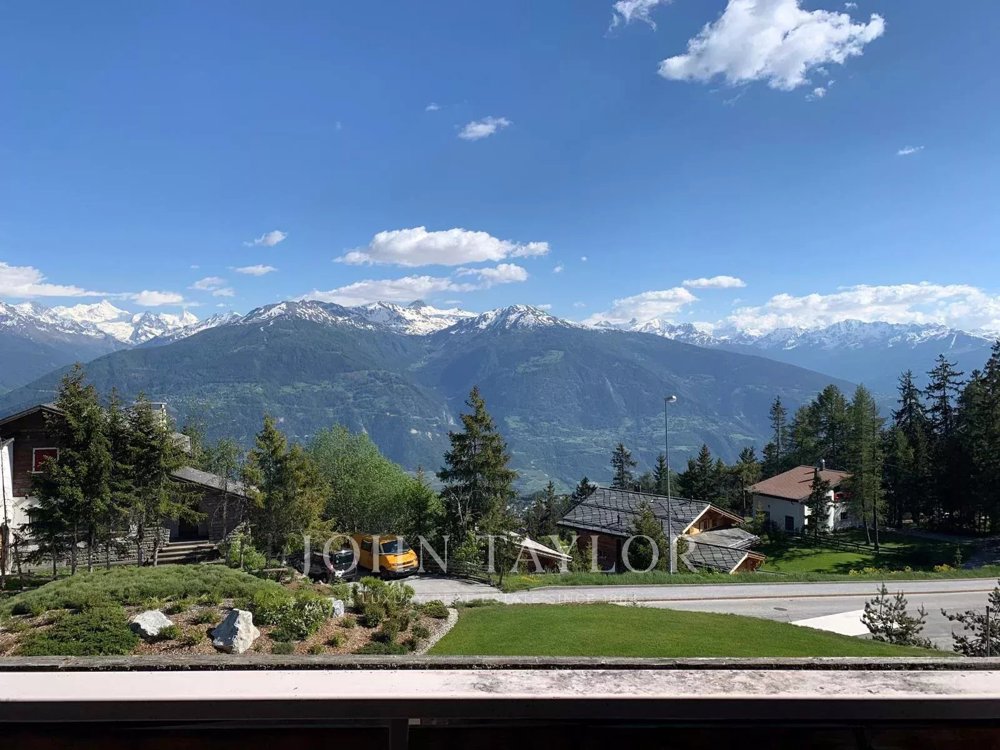 Appartamento di 5 locali in vendita a Crans-Montana - immagine 1/9