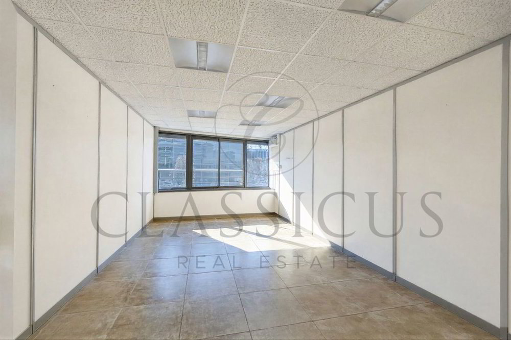 null rooms Office & Commercial for rent in Carouge GE - image 1/13