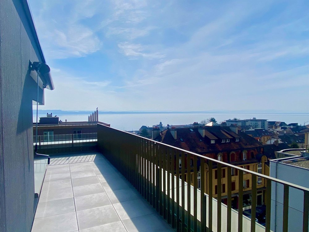Appartamento di 5 locali in affitto a Neuchâtel - immagine 1/10