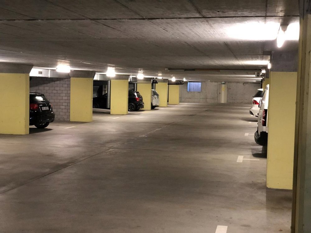 Parking, garage null pièces à louer à Muttenz - image 1/2