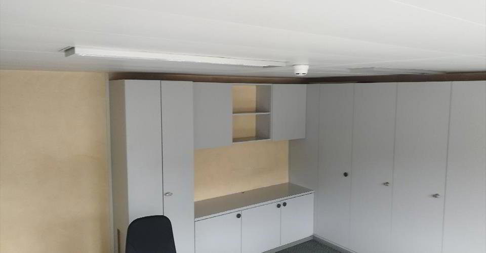 Bureau & Commerce null pièces à louer à Le Locle - image 1/13