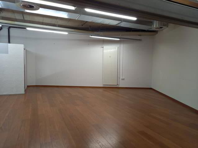 null rooms Office & Commercial for rent in Villars-sur-Glâne - image 1/4