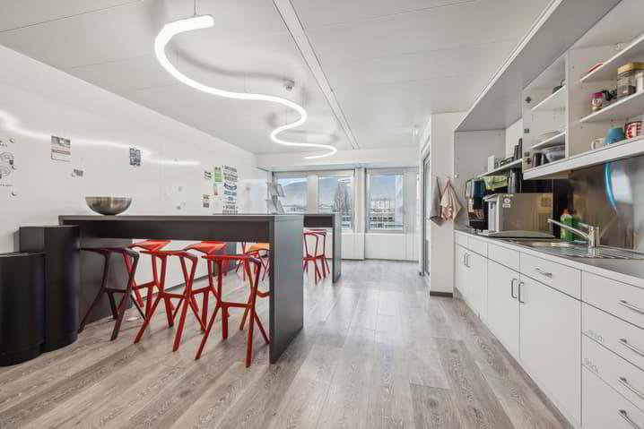 null rooms Office & Commercial for rent in Les Acacias - image 1/13