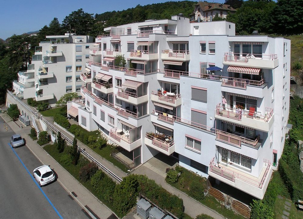 Parcheggio, garage di null locali in affitto a Neuchâtel - immagine 1/2