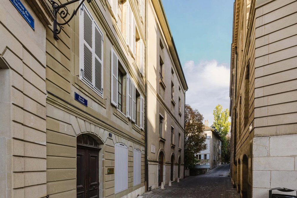 5 Zimmer Wohnung zum verkaufen in Ginevra - Bild 1/12