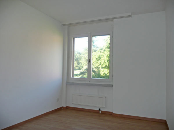 4 rooms Apartment for rent in Küsnacht ZH - image 1/8