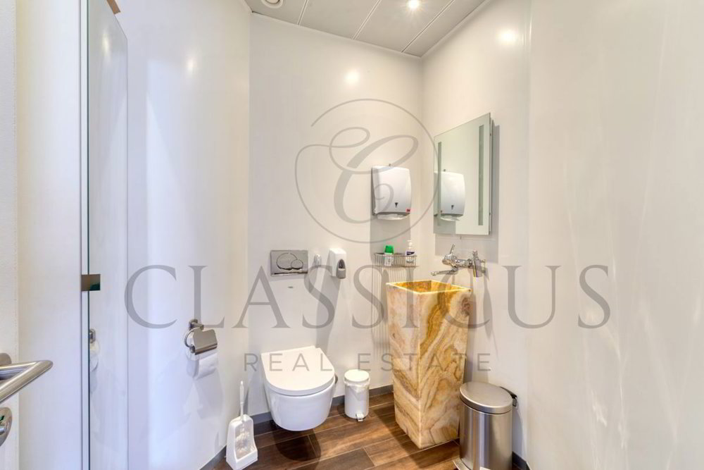 null rooms Office & Commercial for rent in Les Acacias - image 1/9