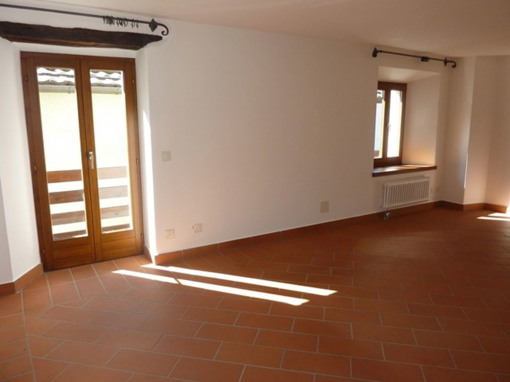 Casa di 6.5 locali in vendita a Vairano - immagine 1/9