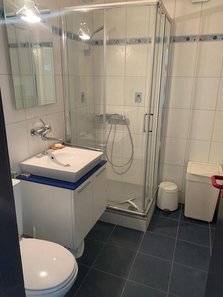 Appartement 6 pièces à louer à Conthey - image 1/11