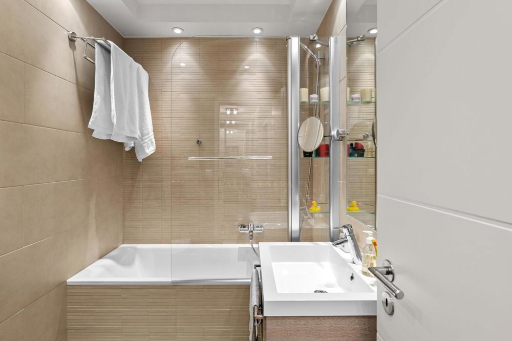 Appartement 5 pièces à acheter à Genève - image 1/13