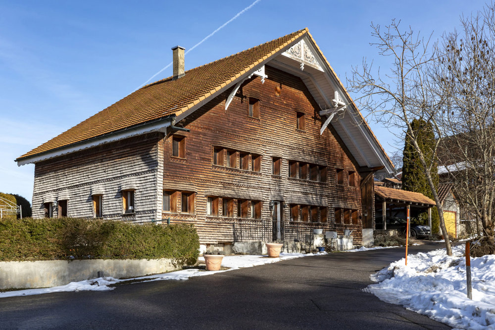 Casa di 8 locali in vendita a La Roche FR - immagine 1/13