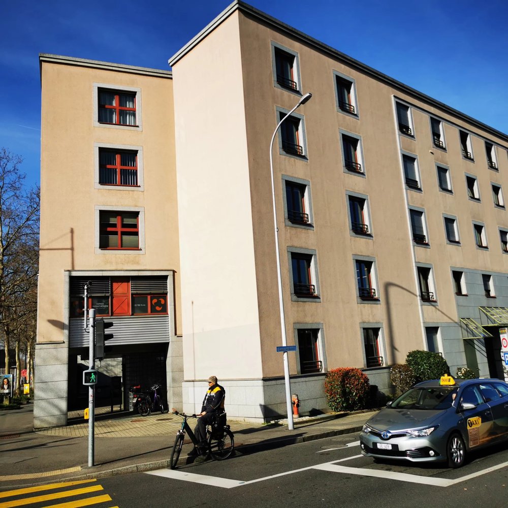 null Zimmer Parkplatz, Garage zu vermieten in Petit-Lancy - Bild 1/3