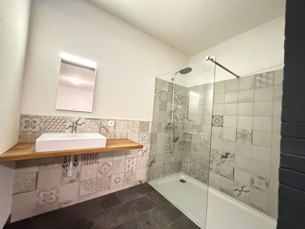 Appartement 1.5 pièces à louer à Delémont - image 1/8