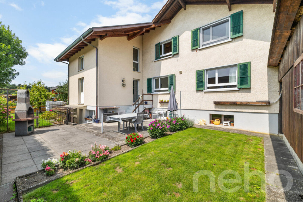 Maison 8 pièces à acheter à Zielebach - image 1/12