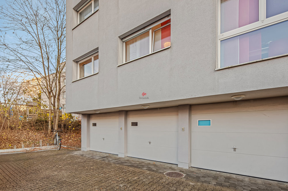 4 rooms Apartment to buy in Wetzikon ZH - image 1/12