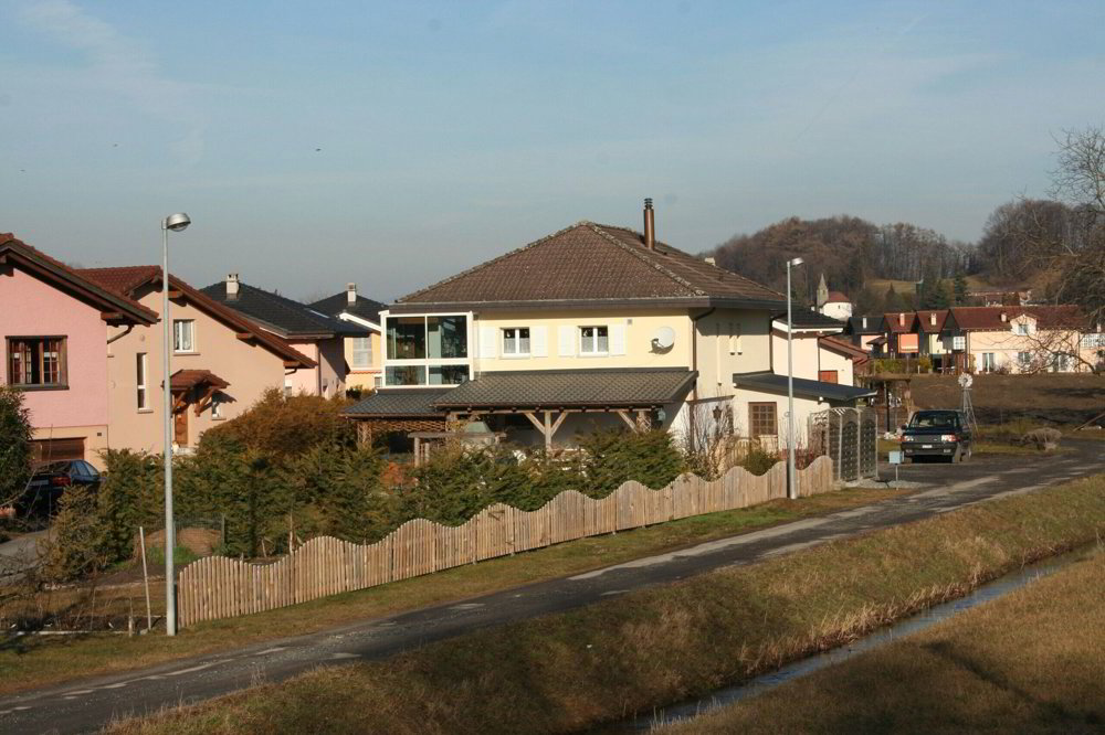 Grande maison avec 2 appartements de 3,5 pièces sur 672 m² - Ansicht 2