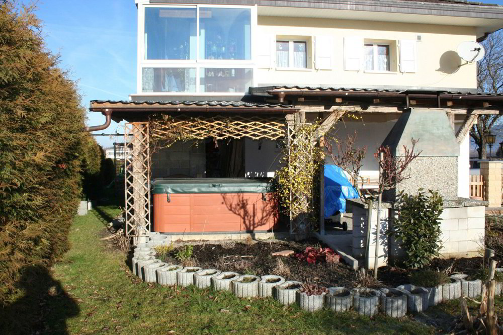 Grande maison avec 2 appartements de 3,5 pièces sur 672 m² - Mehr