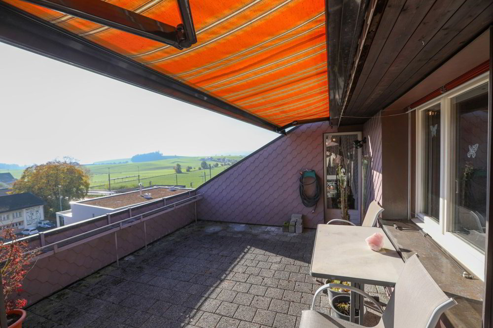 5.5 Zimmer Wohnung zum verkaufen in Bettwiesen - Bild 1/7
