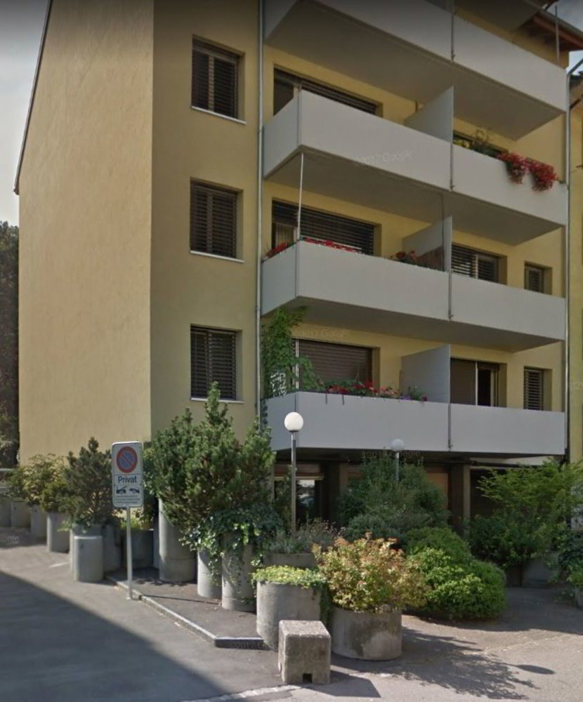 null rooms Car park, garage for rent in Bâle - image 1/1
