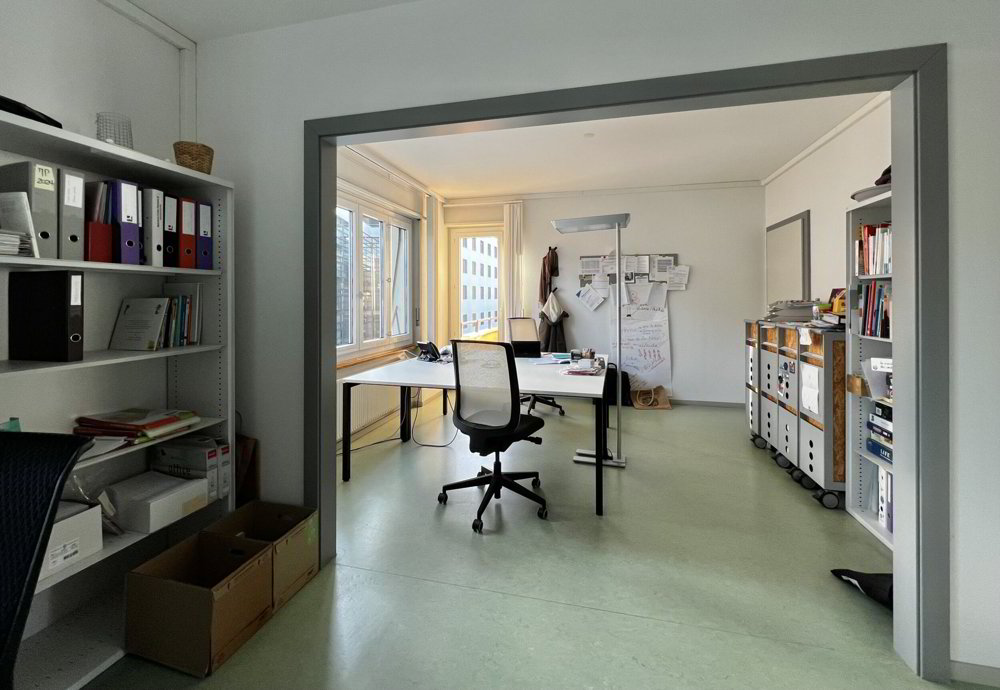 Bureau & Commerce 6 pièces à louer à Delémont - image 1/13