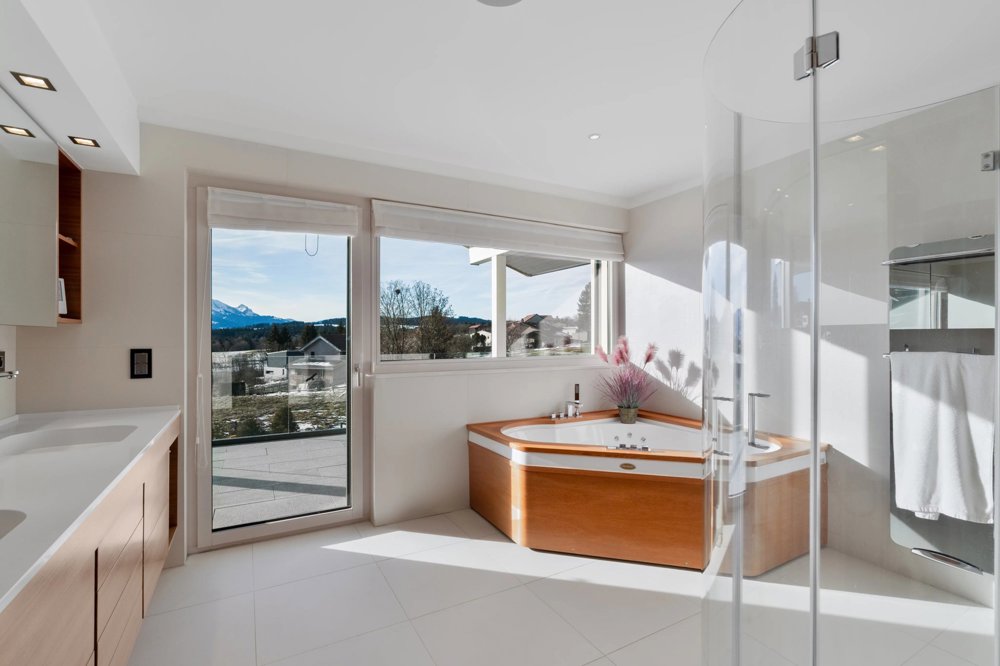 Casa di 10 locali in vendita a Sorens - immagine 1/13