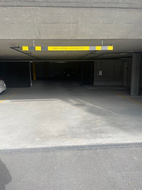 null rooms Car park, garage for rent in Oberägeri - image 1/1
