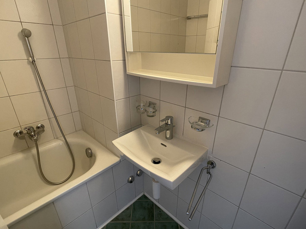 2 Zimmer Wohnung zu vermieten in La Chaux-de-Fonds - Bild 1/7