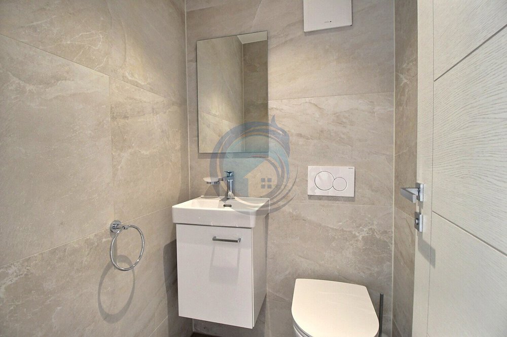 Appartement 4 pièces à louer à Clarens - image 1/13