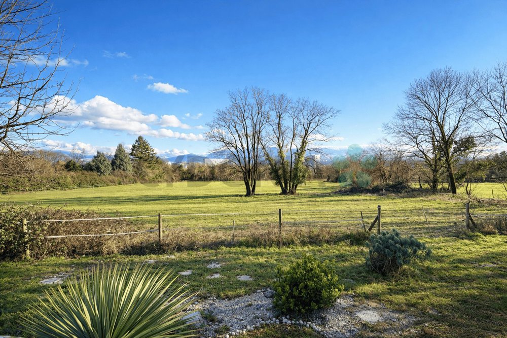 12 Zimmer Haus zum verkaufen in Vernier - Bild 1/10