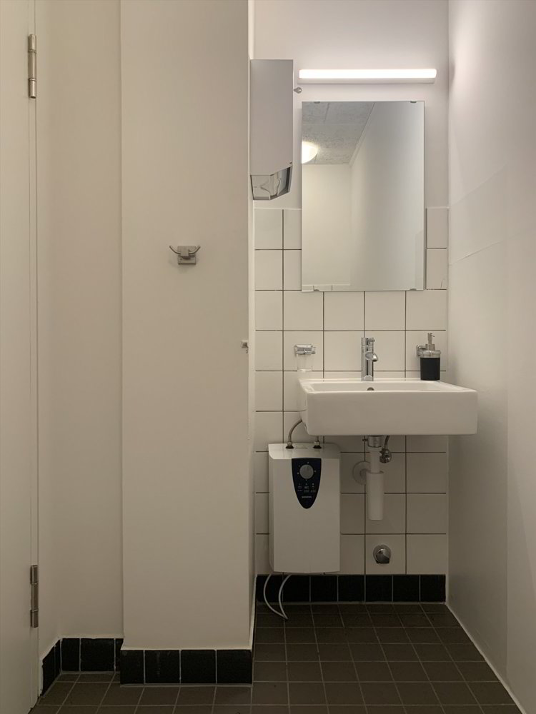 null Zimmer Büro zu vermieten in Scuol - Bild 1/11