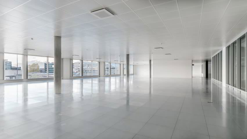 Surfaces disponibles dans un immeuble récent de standing -... - Mehr