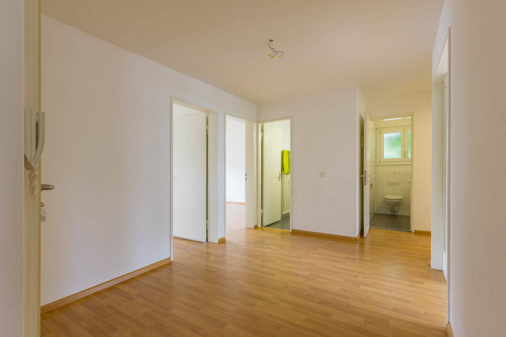 4 rooms Apartment for rent in Reinach BL - image 1/7