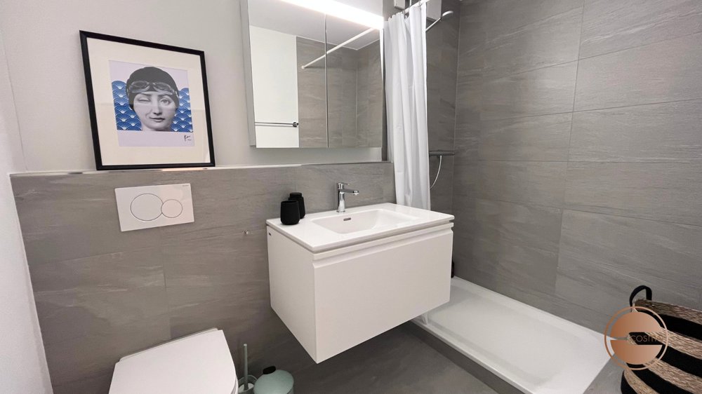2 rooms Apartment for rent in Zurigo - image 1/13