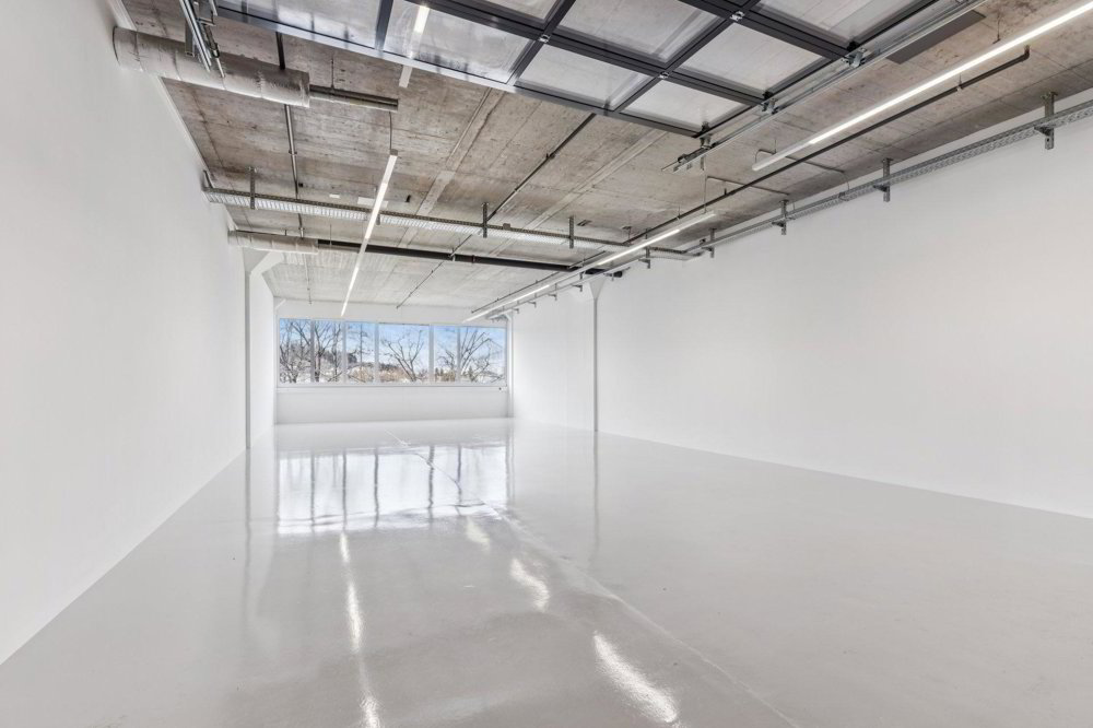 null rooms Office & Commercial for rent in Winterthur - image 1/8