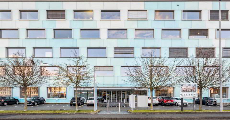 null Zimmer Büro zu vermieten in Plan-les-Ouates - Bild 1/12