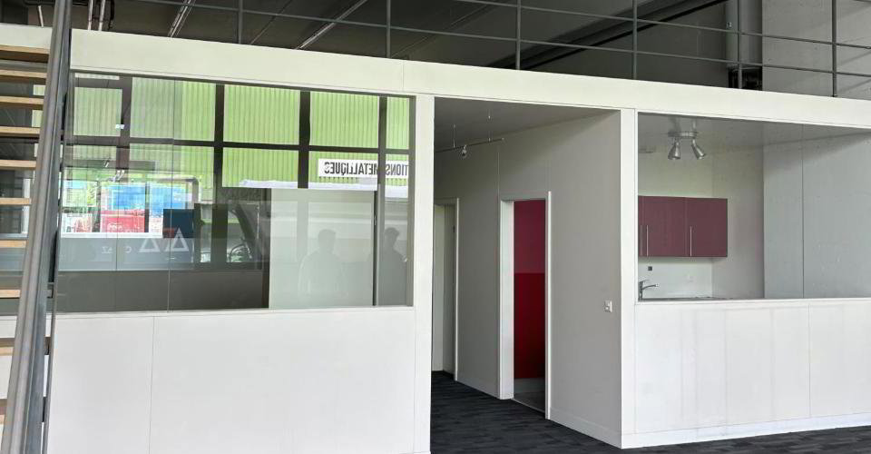 Bureau & Commerce null pièces à louer à Carouge GE - image 1/11