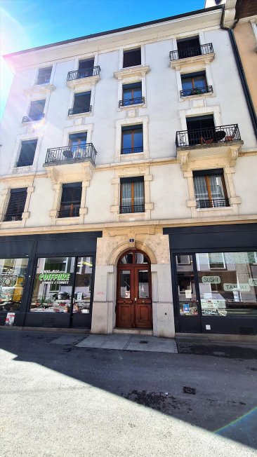 Bureau & Commerce null pièces à louer à Ginevra - image 1/1