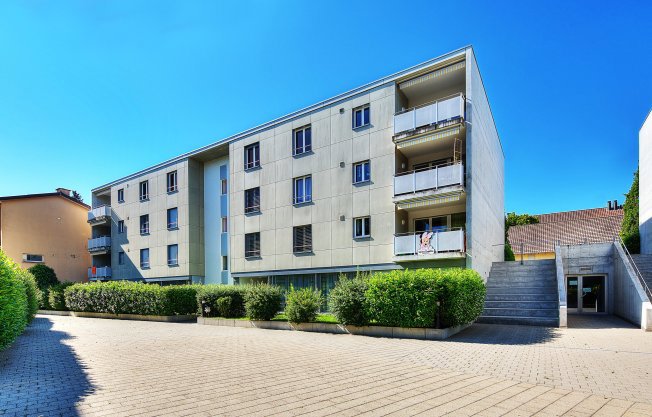 null rooms Car park, garage for rent in Wohlen AG - image 1/1