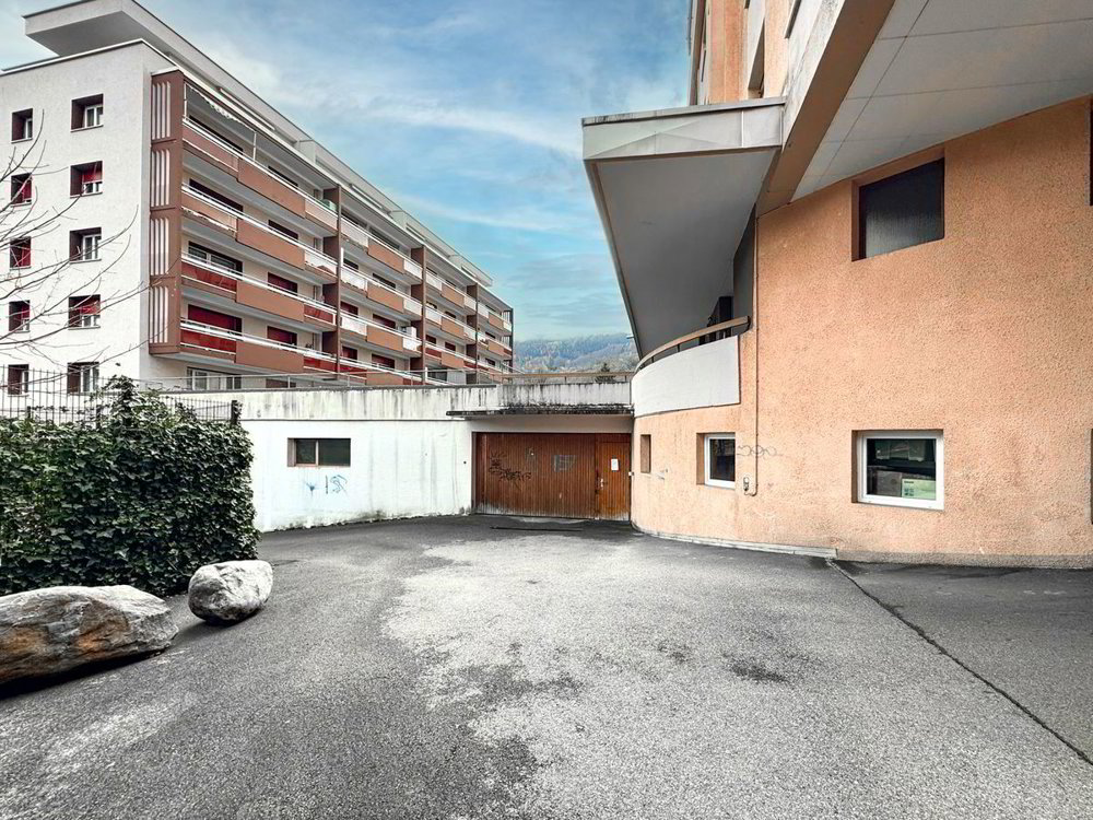 null rooms Office & Commercial to buy in Monthey - image 1/11