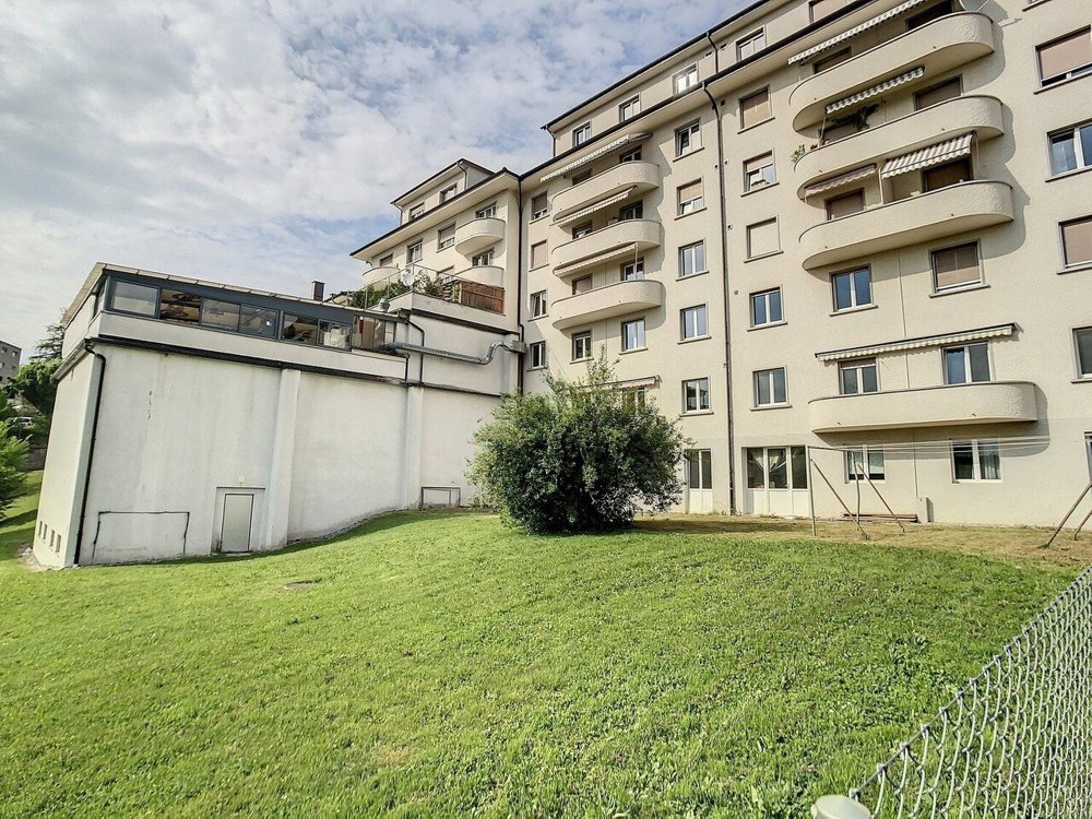 Appartamento di 2 locali in affitto a Düdingen - immagine 1/2