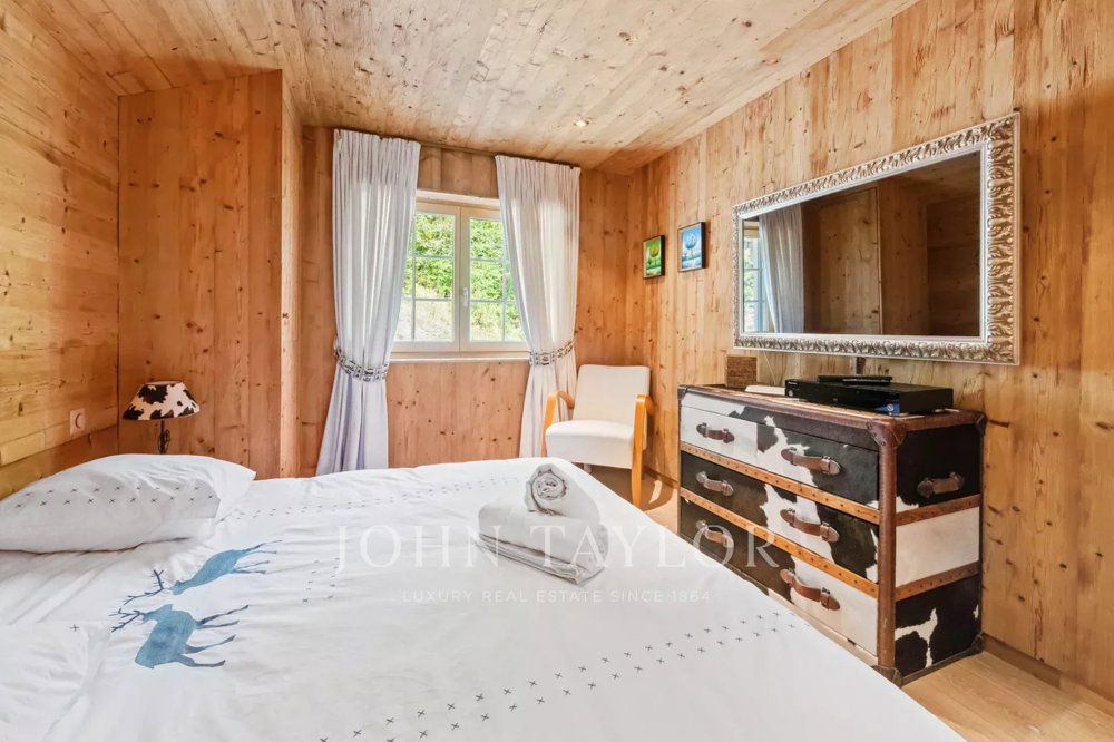 Casa di 5 locali in affitto a Crans-Montana - immagine 1/13