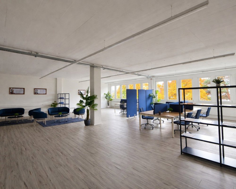null rooms Office & Commercial for rent in Cham - image 1/8