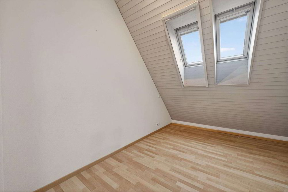 4 rooms Apartment to buy in Ottikon (Gossau ZH) - image 1/13