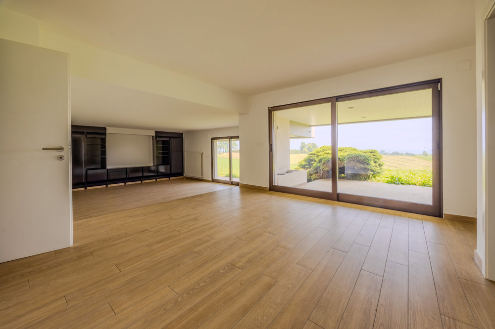 null Zimmer Haus zum verkaufen in Genolier - Bild 1/4