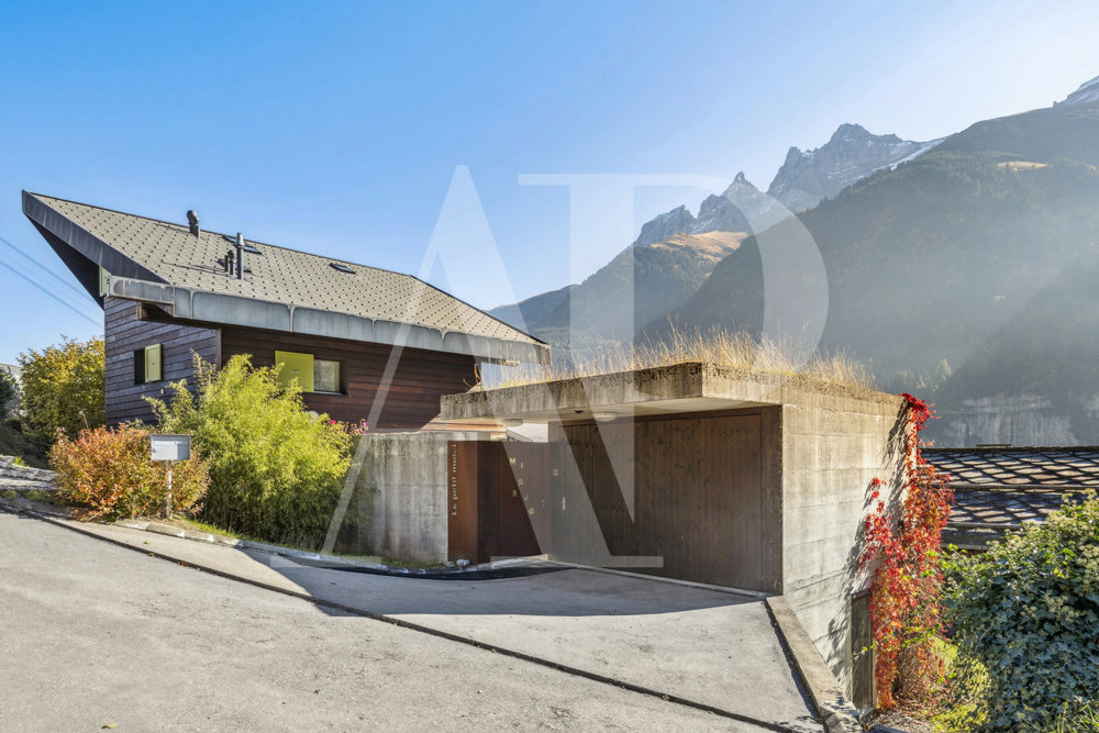 Casa di 7 locali in vendita a Champéry - immagine 1/13