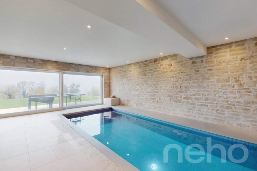 Maison 9 pièces à acheter à Auvernier - image 1/12