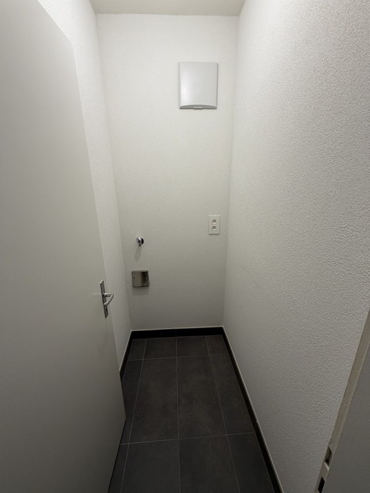 3 Zimmer Wohnung zu vermieten in Fribourg - Bild 1/8