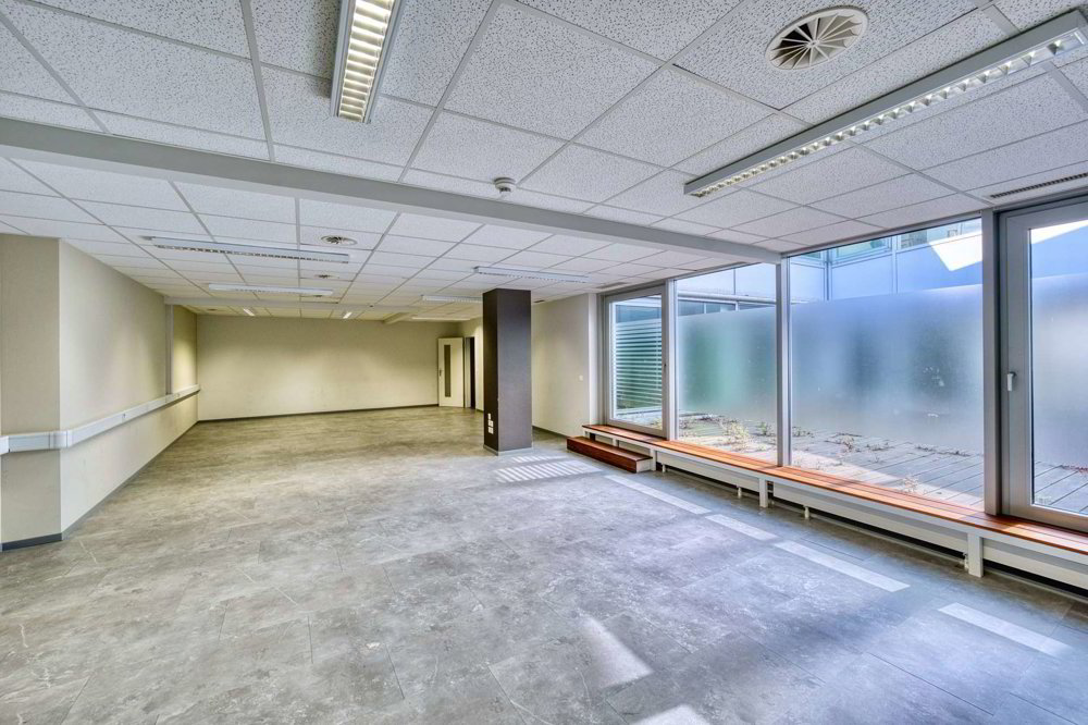 null rooms Office & Commercial for rent in Basel - image 1/8